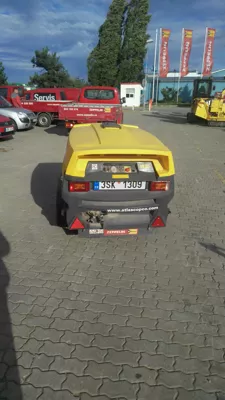 495631