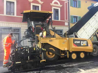 468579