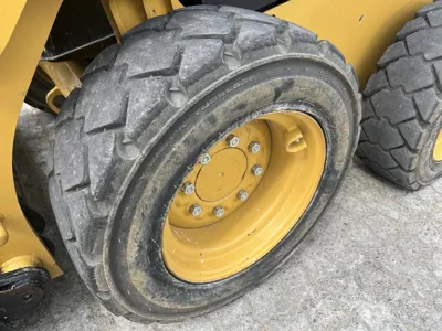 87072