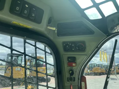 87072