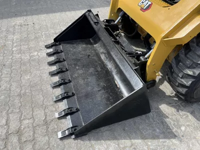 76391
