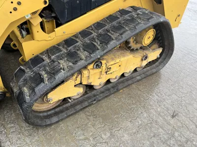 76393