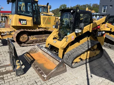 87041