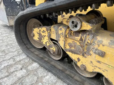 87042