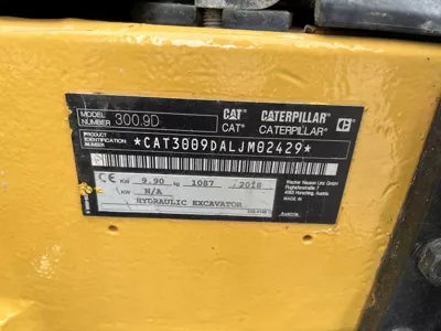 87032