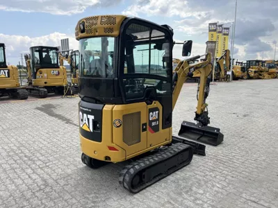 87069