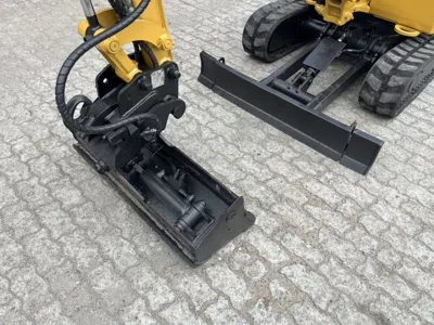 87069