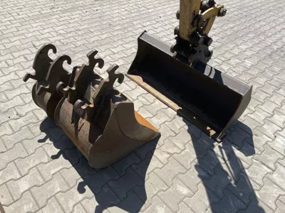 87034