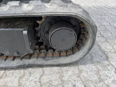 87071