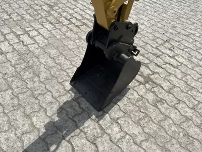 87071