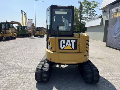87048