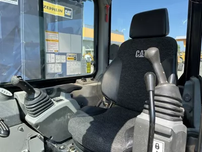 87048