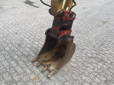 87045