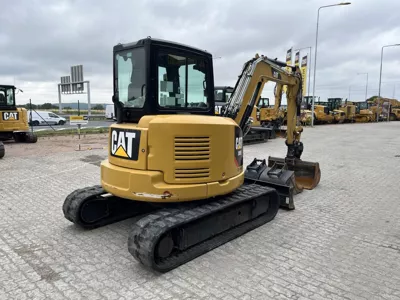 87049