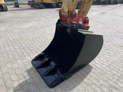 76381