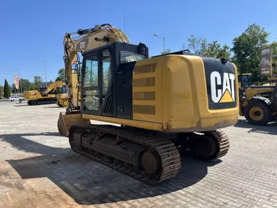 87062