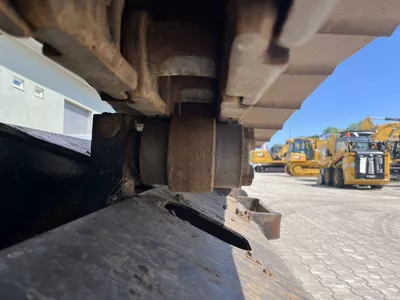 87062
