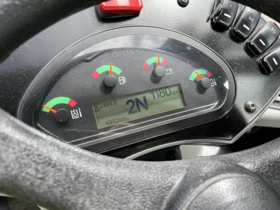 84784
