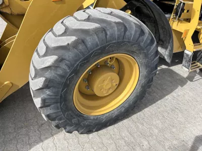 76383