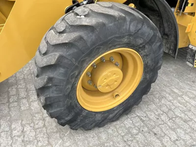84793