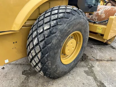87099