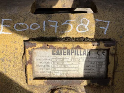 76437