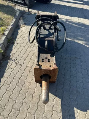 81839