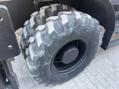 76396