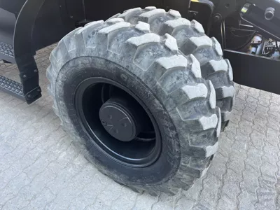 76396