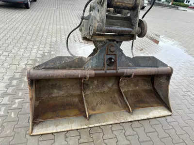 82006