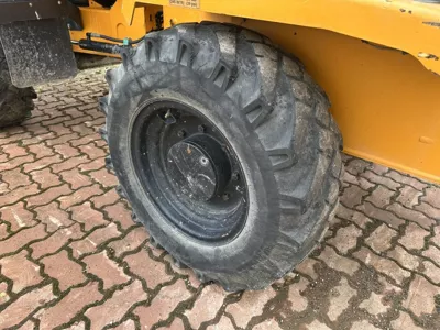 84818