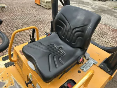 84818