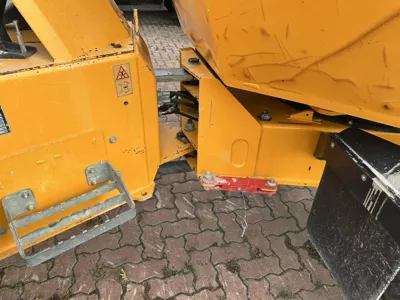 84819