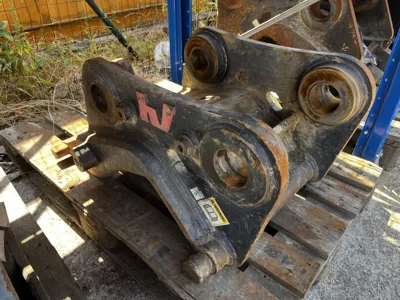 76422
